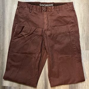 Dockers Classic Fit Chinos